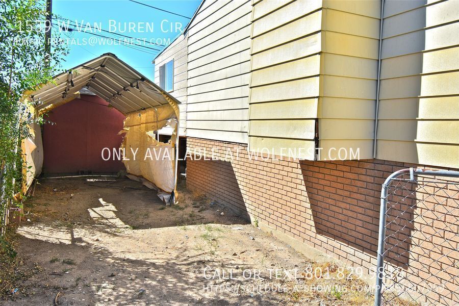 Stunning 5 Bed Salt Lake Home! No Deposit Option! property image