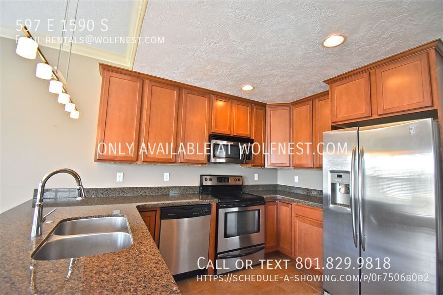 Beautiful 3 Bed Lehi Townhome! No Deposit Option! property image