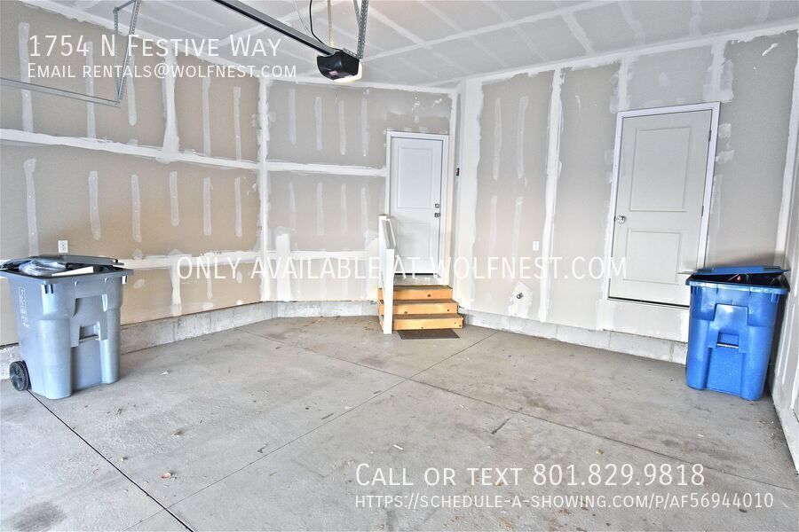 Spacious 3 Bed Saratoga Springs Townhome! No Deposit Option! property image