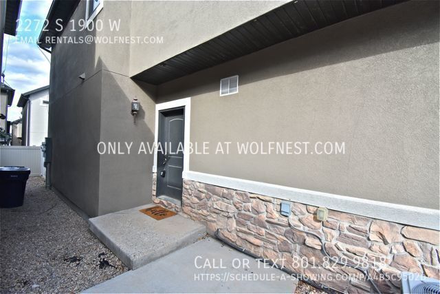 Wonderful 3 Bed Woods Cross Townhome! No Deposit Option! property image