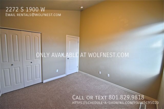 Wonderful 3 Bed Woods Cross Townhome! No Deposit Option! property image