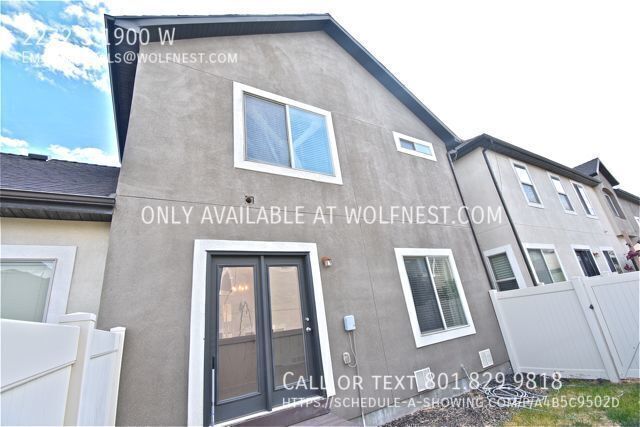 Wonderful 3 Bed Woods Cross Townhome! No Deposit Option! property image
