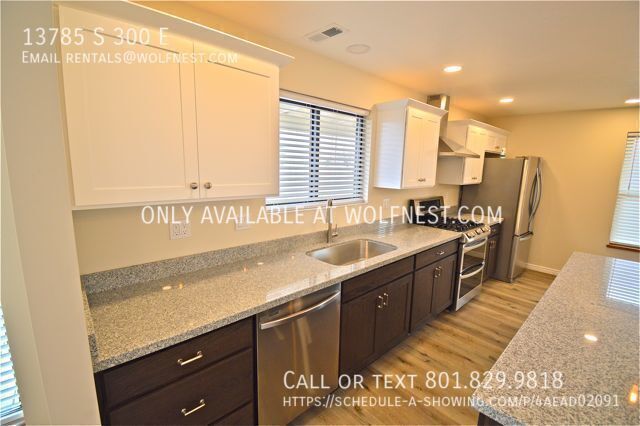 Remodeled 6 Bedroom Draper Home! No Deposit Option! property image