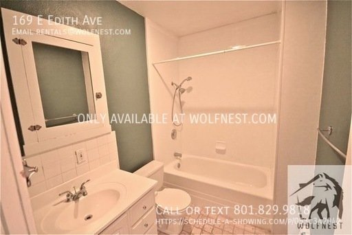 Beautiful 2+ Bed Downtown Home! No Deposit Option! property image