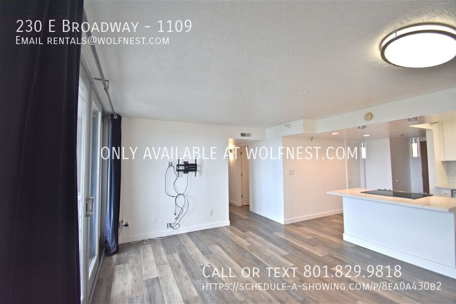 Remodeled 2 Bed Downtown Living Condo! No Deposit Option! property image
