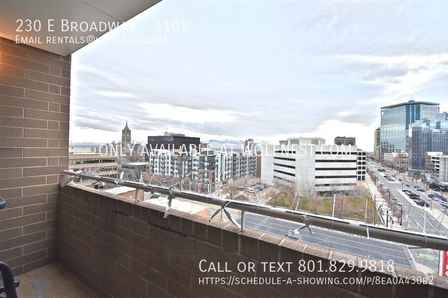 Remodeled 2 Bed Downtown Living Condo! No Deposit Option! property image