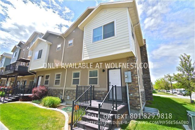 Gorgeous 3 Bed West Valley Townhome! No Deposit Option! property image