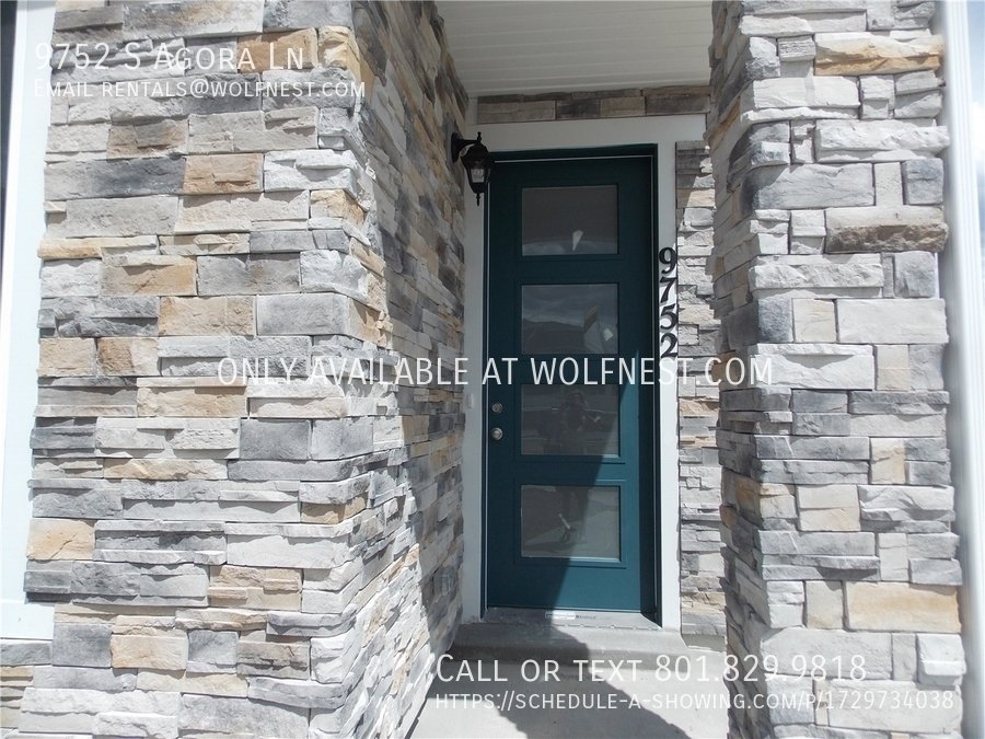 Gorgeous 3 Bed South Jordan Townhome! No Deposit Option! property image