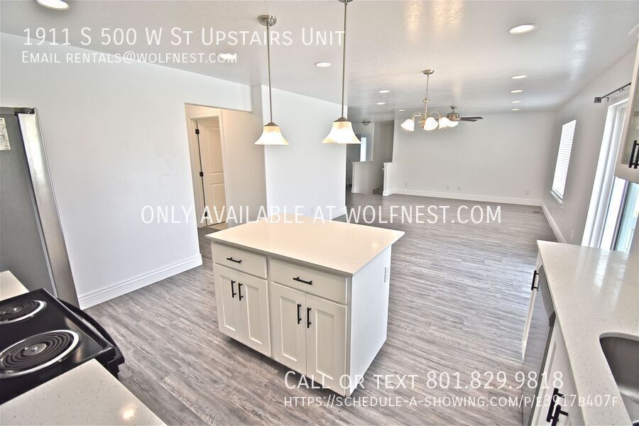 Stunning 3 Bedroom Payson Top Floor Unit! property image