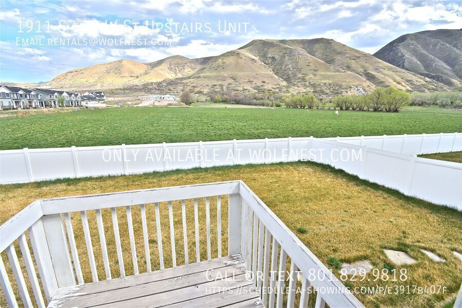 Stunning 3 Bedroom Payson Top Floor Unit! property image