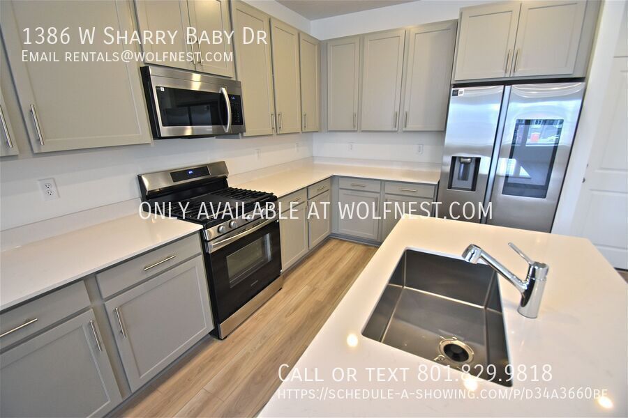 Stunning 4 Bed Saratoga Springs Townhome! property image