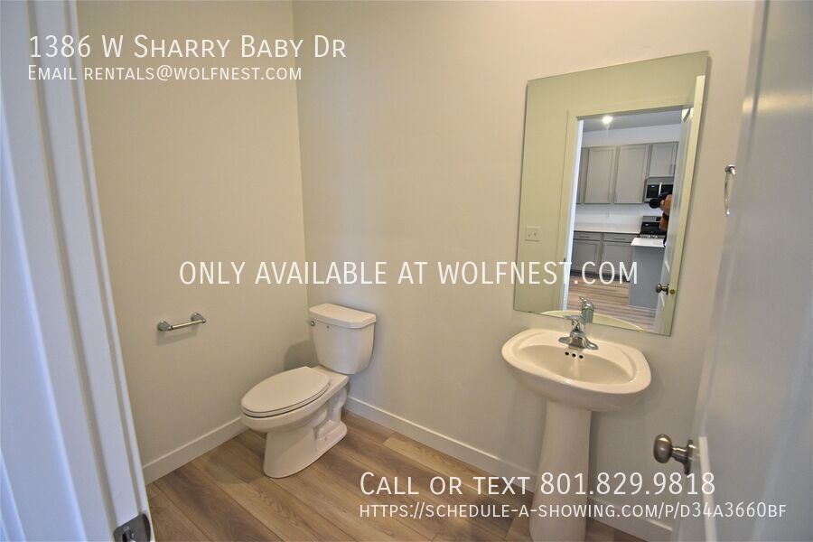 Stunning 4 Bed Saratoga Springs Townhome! property image