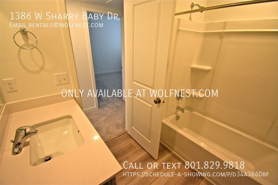 Stunning 4 Bed Saratoga Springs Townhome! property image