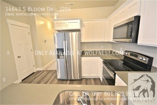 Stunning 3 Bed Herriman Condo! No Deposit Option! property image