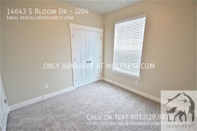 Stunning 3 Bed Herriman Condo! No Deposit Option! property image