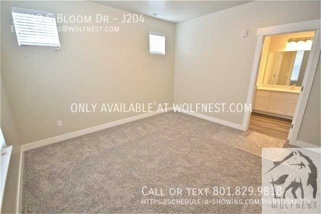 Stunning 3 Bed Herriman Condo! No Deposit Option! property image