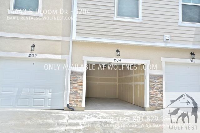 Stunning 3 Bed Herriman Condo! No Deposit Option! property image