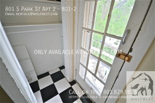 Stunning 1 Bed Downtown Apt! No Deposit Option! property image