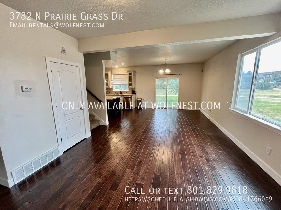 Beautiful 3 Bed Lehi Townhome! No Deposit Option! property image