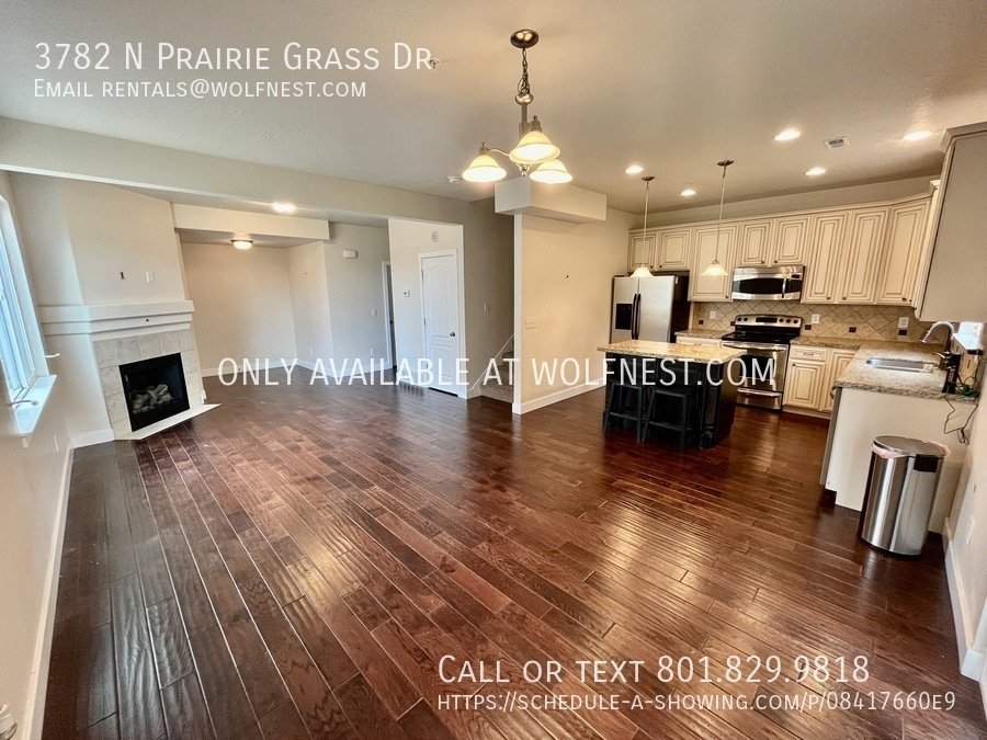 Beautiful 3 Bed Lehi Townhome! No Deposit Option! property image