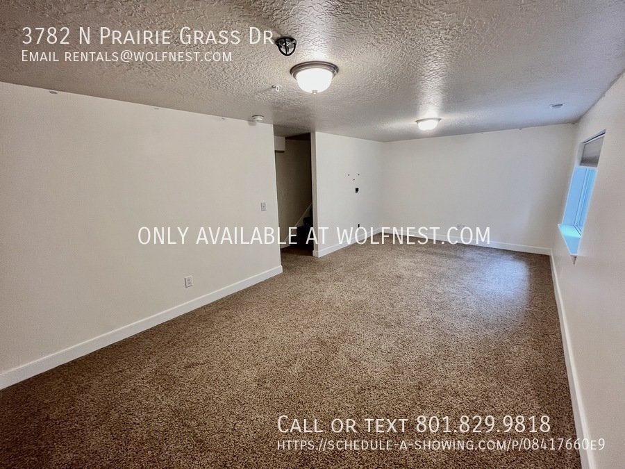 Beautiful 3 Bed Lehi Townhome! No Deposit Option! property image