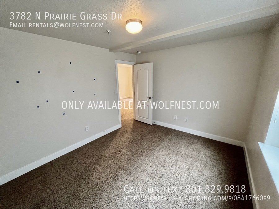 Beautiful 3 Bed Lehi Townhome! No Deposit Option! property image