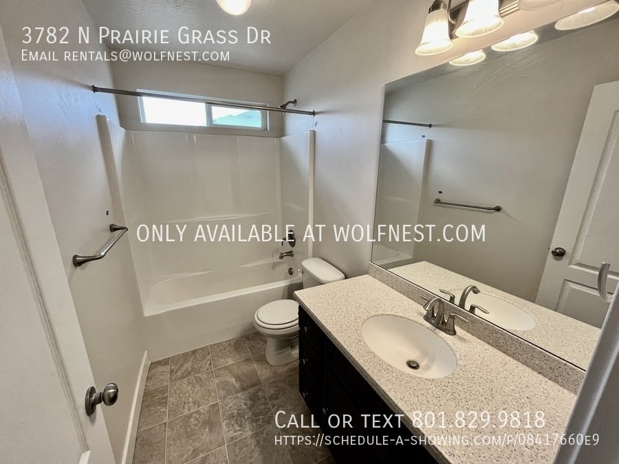 Beautiful 3 Bed Lehi Townhome! No Deposit Option! property image
