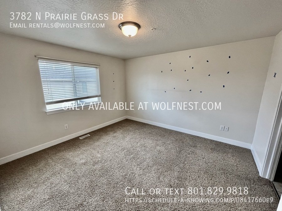 Beautiful 3 Bed Lehi Townhome! No Deposit Option! property image
