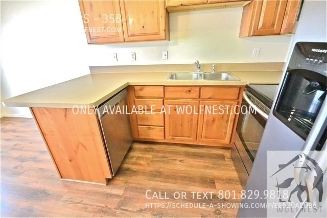 Lovely 3 Bed West Haven Townhome! No Deposit Option! property image