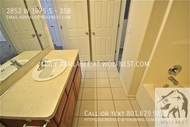 Lovely 3 Bed West Haven Townhome! No Deposit Option! property image