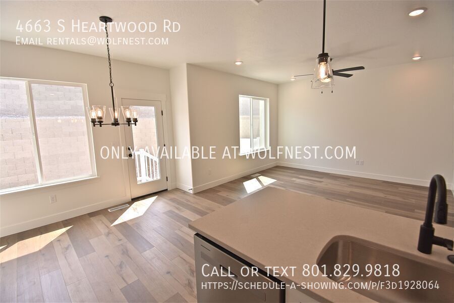 Gorgeous 4 Bed Mapleton Townhome! No Deposit Option! property image