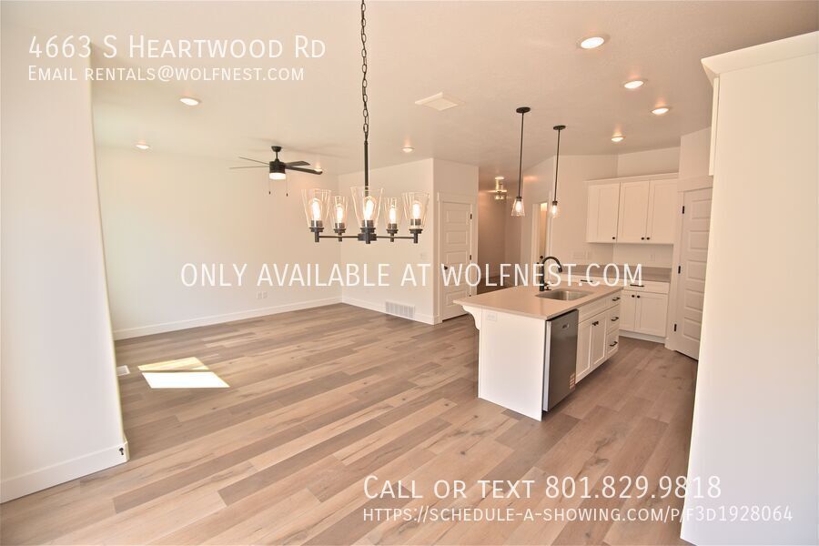 Gorgeous 4 Bed Mapleton Townhome! No Deposit Option! property image