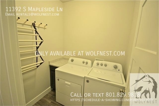 Incredible 5 Bed Sandy Townhome! No Deposit Option! property image