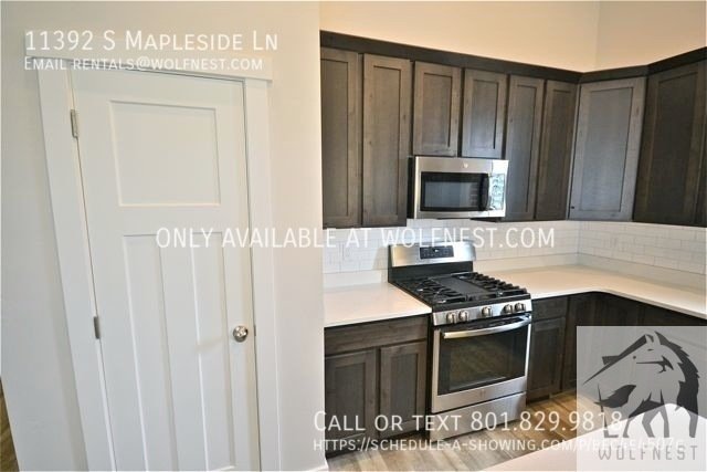 Incredible 5 Bed Sandy Townhome! No Deposit Option! property image