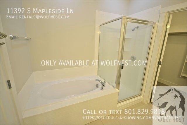Incredible 5 Bed Sandy Townhome! No Deposit Option! property image