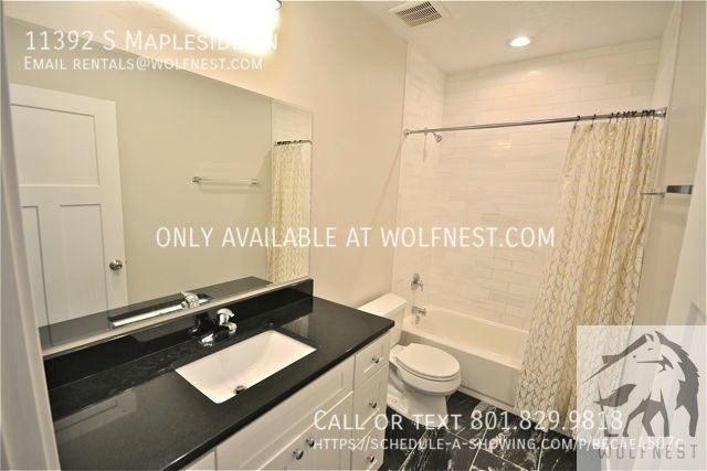 Incredible 5 Bed Sandy Townhome! No Deposit Option! property image