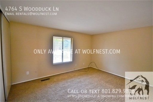 Stunning 2 Bed Holladay Townhome! No Security Option! property image