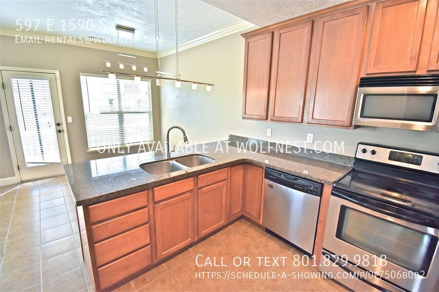 Beautiful 3 Bed Lehi Townhome! No Deposit Option! property image