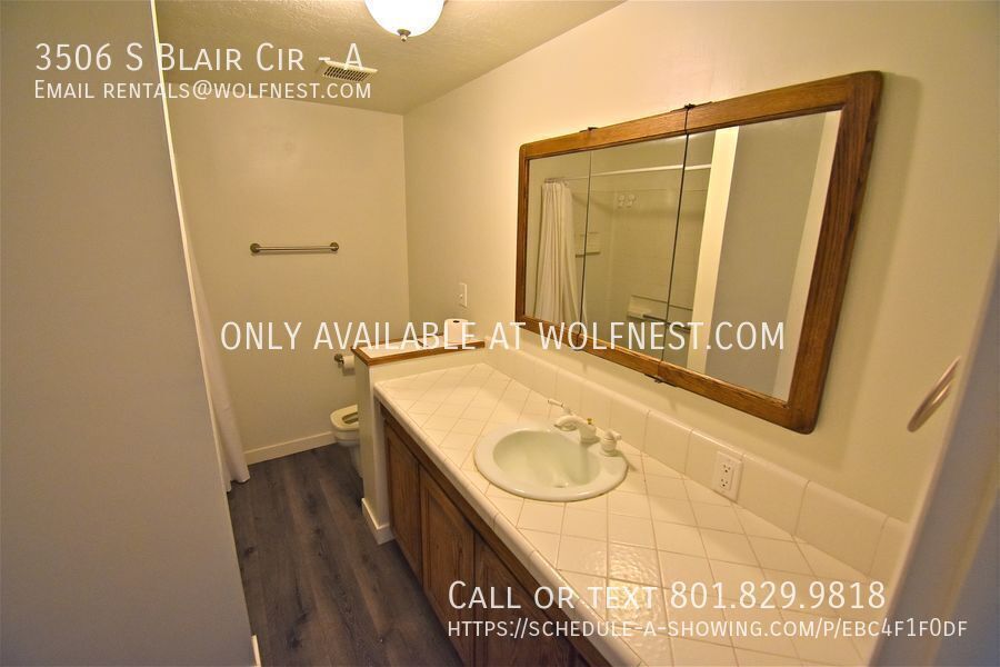 Newly Updated 3 Bed Salt Lake Unit! No Deposit Option! property image