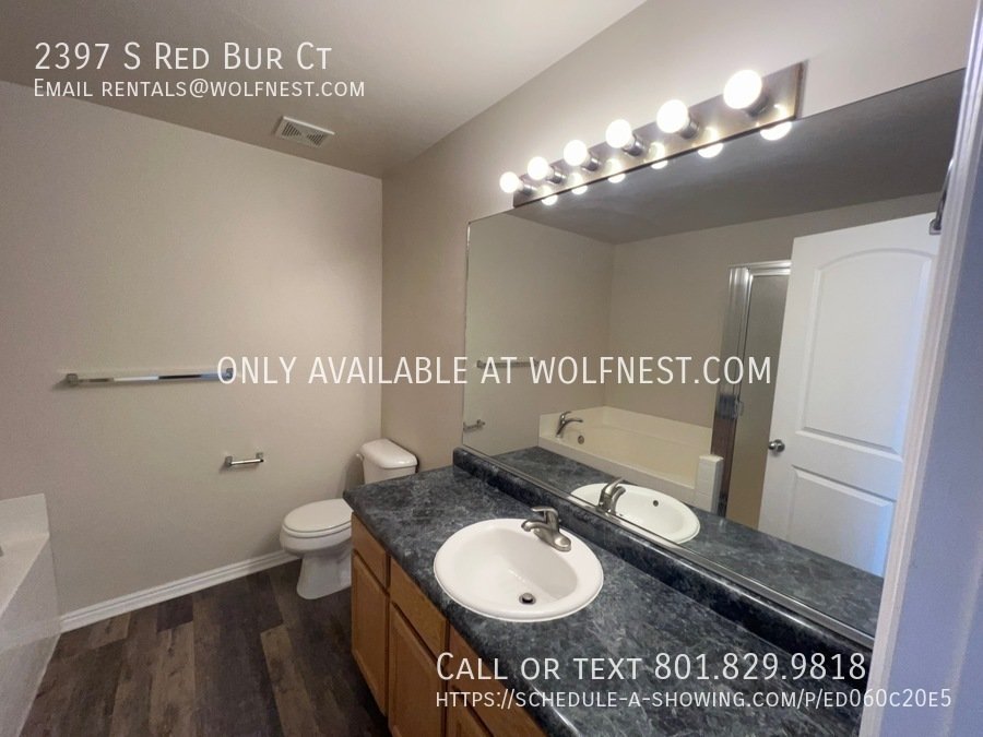 Lovely 3 Bed West Valley Townhome! No Deposit Option! property image