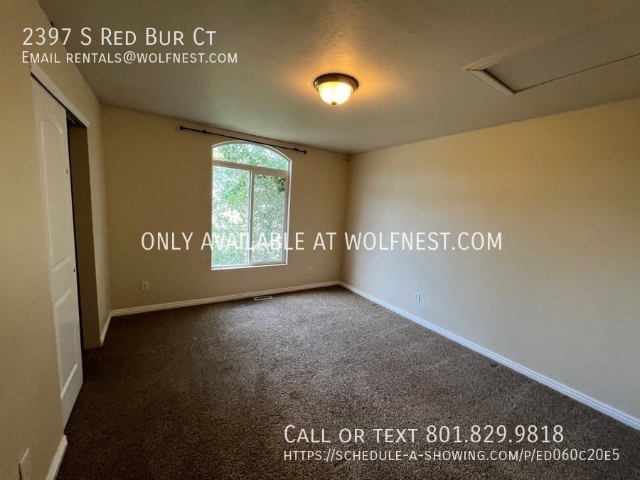 Lovely 3 Bed West Valley Townhome! No Deposit Option! property image