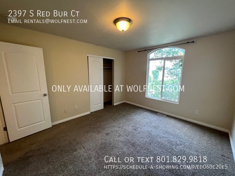 Lovely 3 Bed West Valley Townhome! No Deposit Option! property image