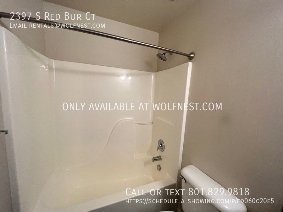 Lovely 3 Bed West Valley Townhome! No Deposit Option! property image