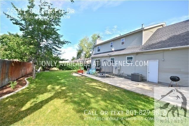 Wonderful 5 Bed Willow Creek Home! No Deposit Option! property image