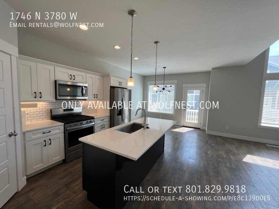 Stunning 4 Bed Lehi Townhome! No Deposit Option! property image