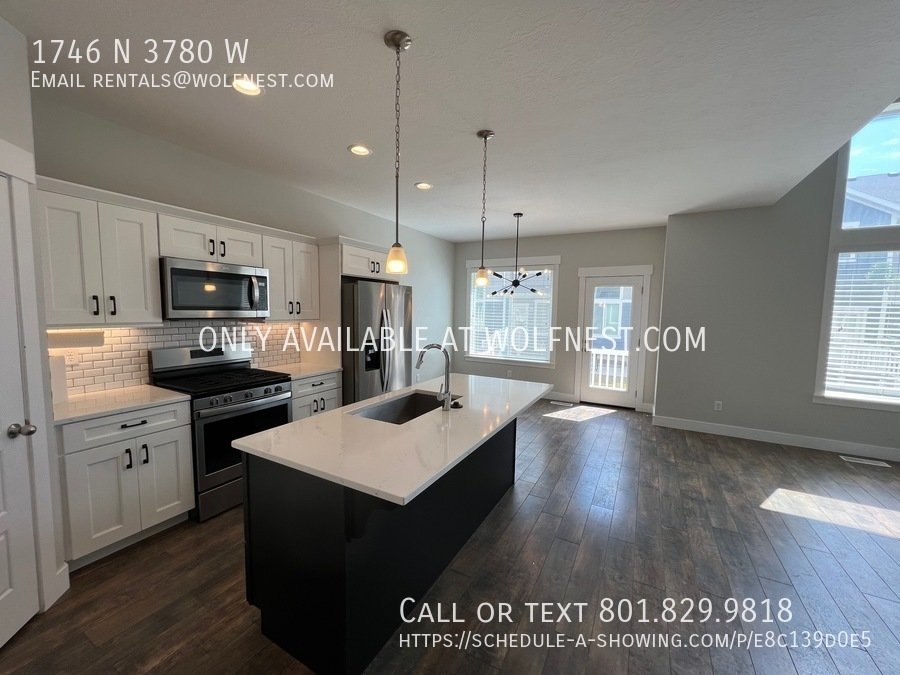 Stunning 4 Bed Lehi Townhome! No Deposit Option! property image