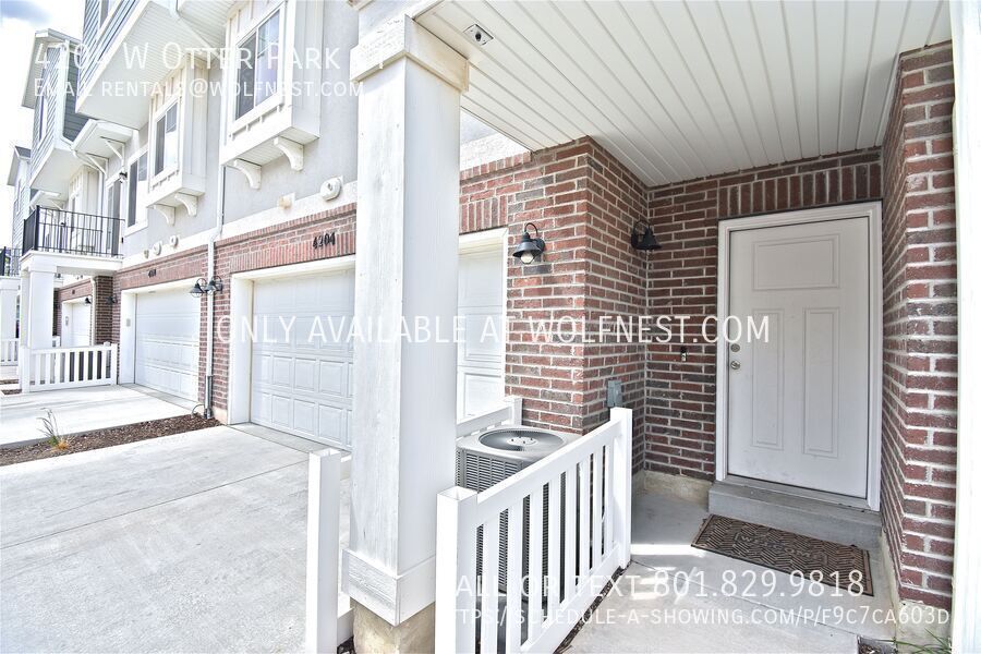 Stunning 3 Bed Riverton Townhome! No Deposit Option! property image