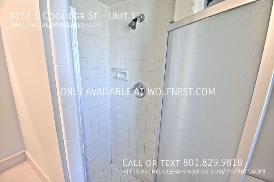 Amazing 3 Bedroom Midvale Top Floor Unit! No Deposit Option! property image