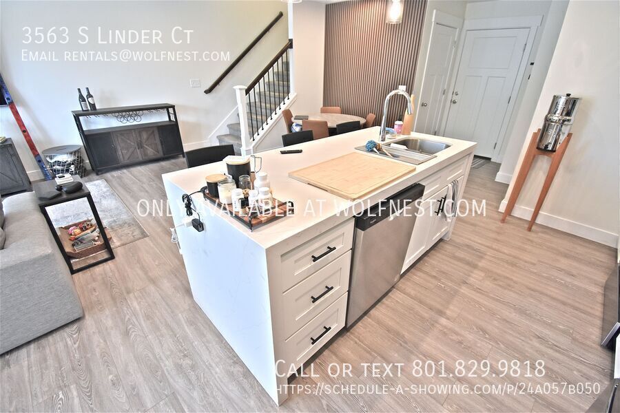 Stunning 4 Bed West Valley Townhome! No Deposit Option! property image