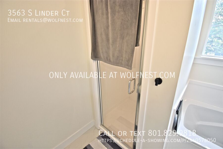 Stunning 4 Bed West Valley Townhome! No Deposit Option! property image